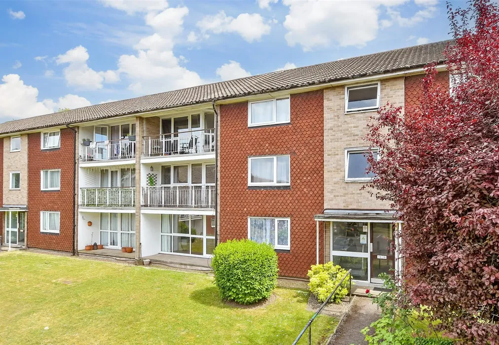 External (Web) - Basinghall Gardens, Sutton, Surrey - Wards of Kent