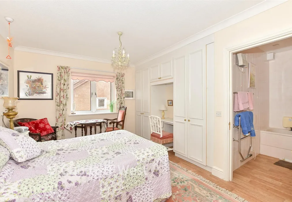 Bedroom 1 - Alma Road, Reigate, Surrey - Wards of Kent