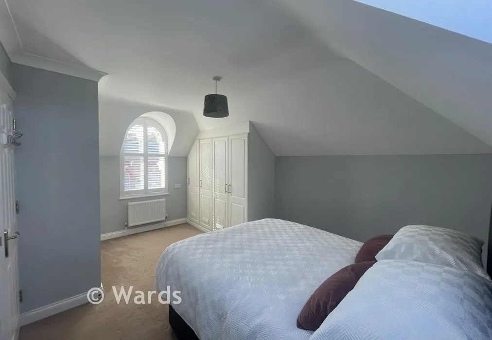 Bedroom 1 - Station Drive, Deal, Kent - Wards of Kent