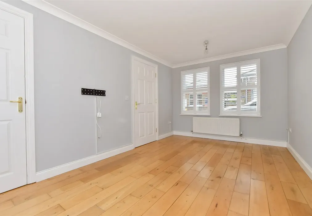 Lounge - Station Drive, Deal, Kent - Wards of Kent