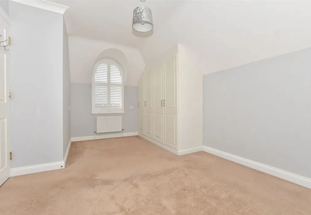 Bedroom 1 - Station Drive, Deal, Kent - Wards of Kent