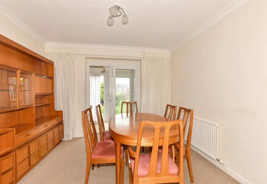 Dining Area - Mandeville Road, Canterbury, Kent - Wards of Kent