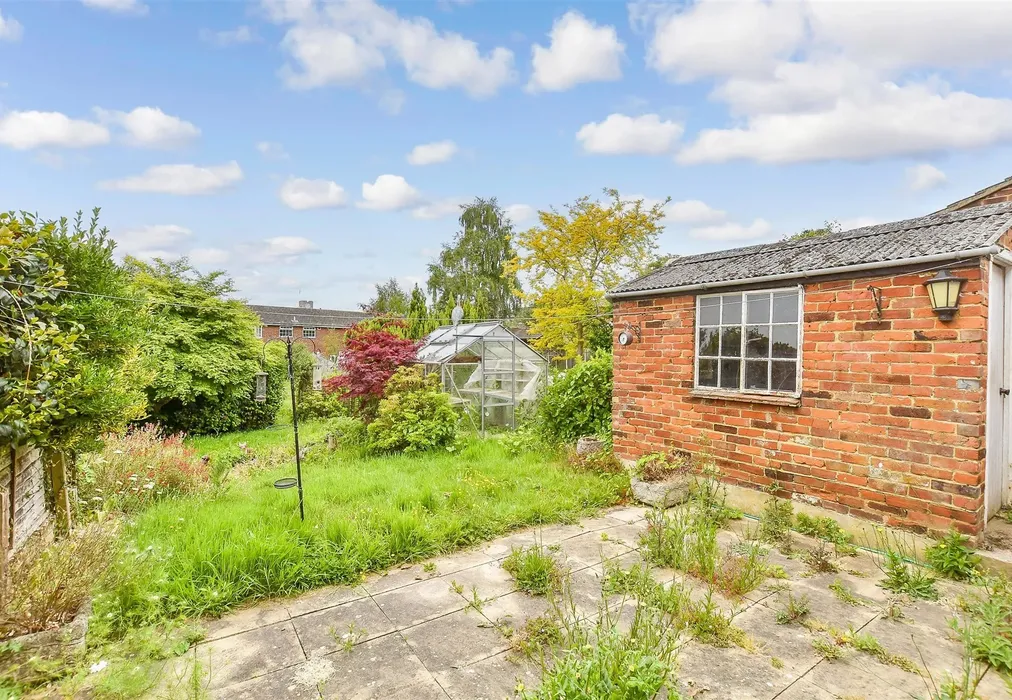 Rear Garden - Mandeville Road, Canterbury, Kent - Wards of Kent