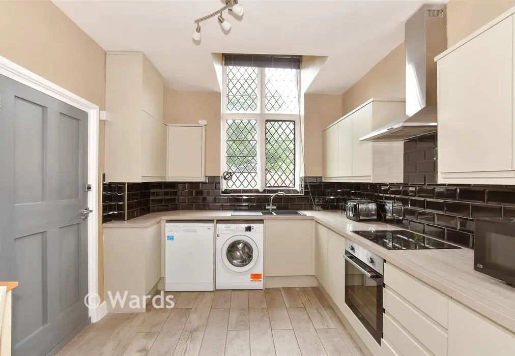 Kitchen - Old Dover Road, Canterbury, Kent - Wards of Kent