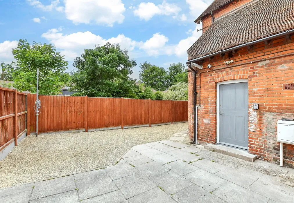 Driveway/Parking - Old Dover Road, Canterbury, Kent - Wards of Kent