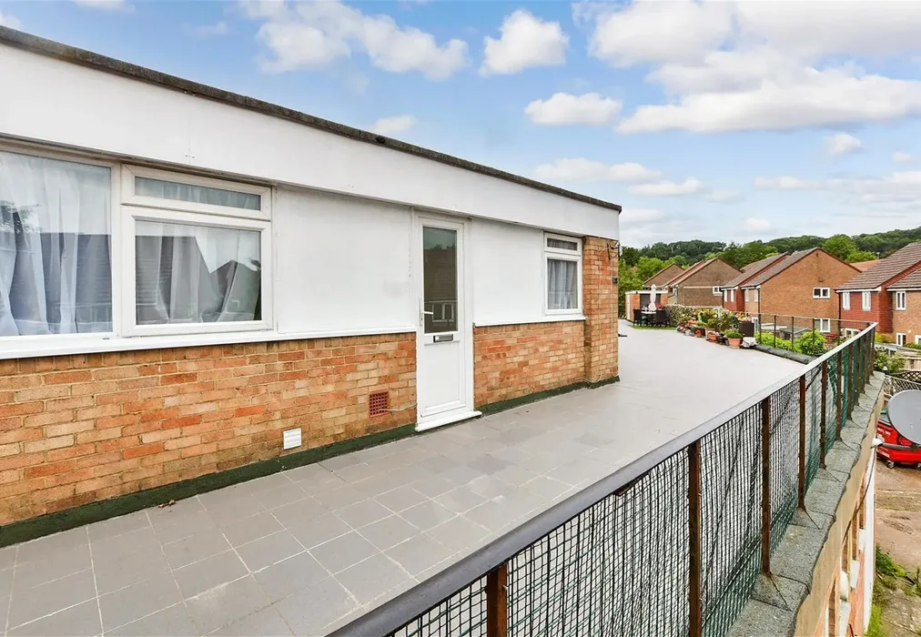 External Web - Hornbeam Road, Reigate, Surrey - Wards of Kent
