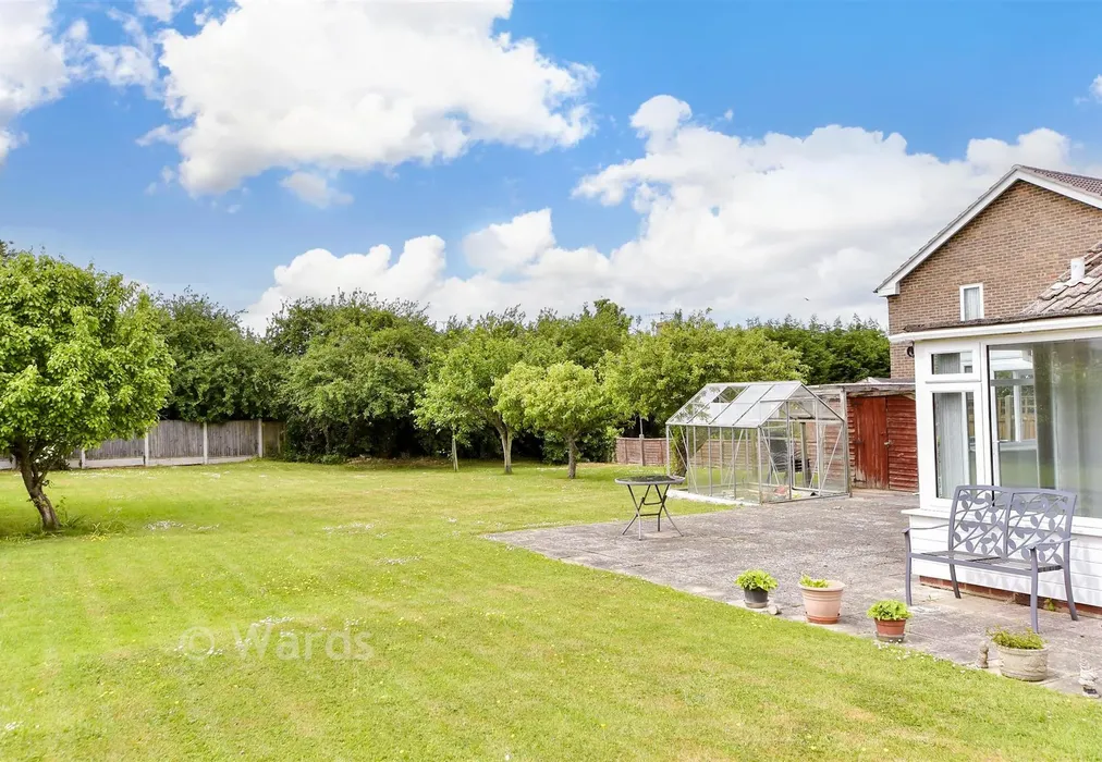 Rear Garden - Upper Free Down, Herne Bay, Kent - Wards of Kent