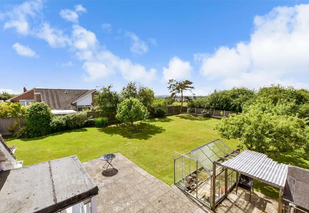 Rear Garden - Upper Free Down, Herne Bay, Kent - Wards of Kent
