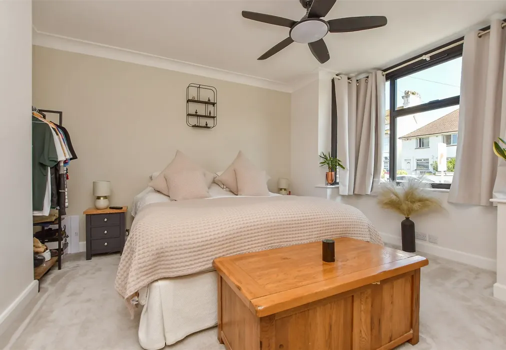 Bedroom 1 - Alfred Road, Minnis Bay, Birchington, Kent - Wards of Kent