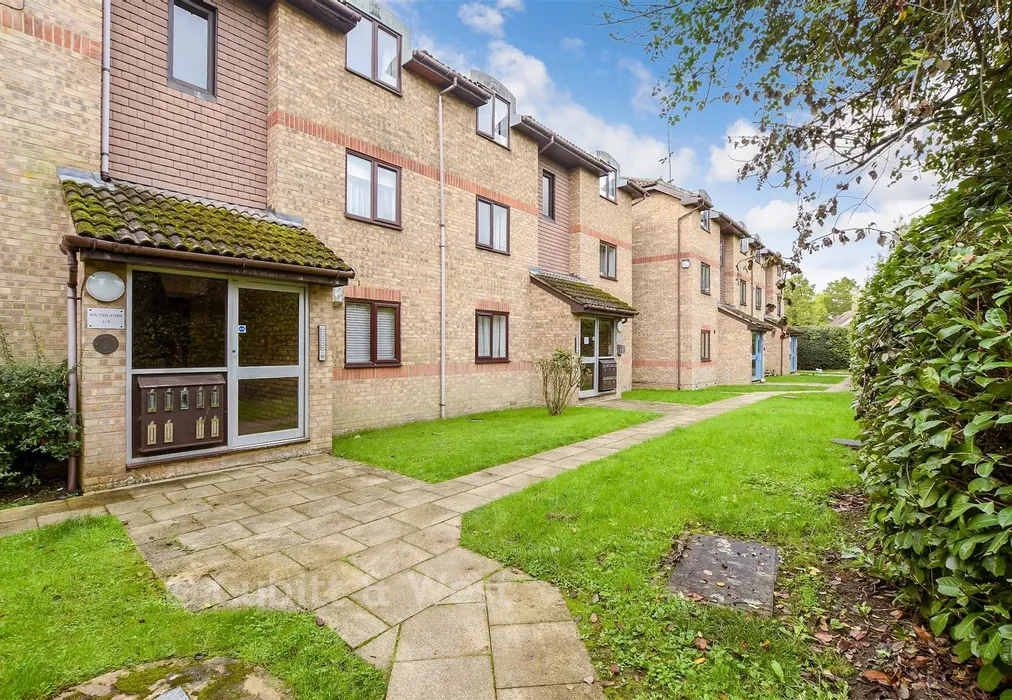 Surrounding Area - Vicarage Lane, Horley, Surrey - Wards of Kent