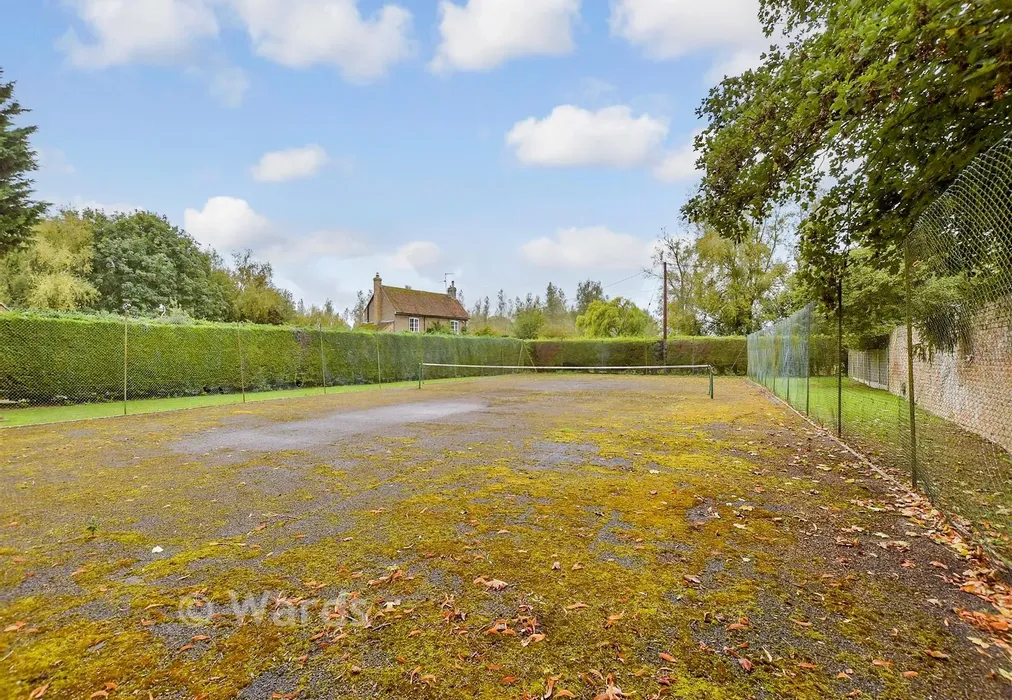 Tennis Courts - Ramsgate Road, Sarre, Birchington, Kent - Wards of Kent