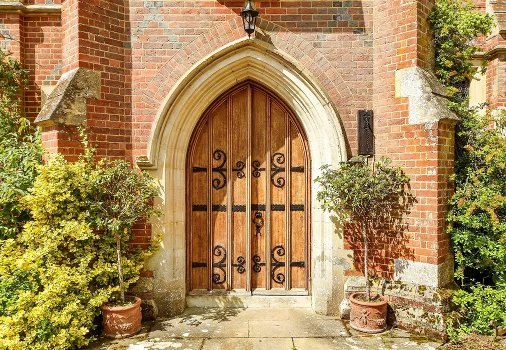 External Feature - Grenehurst Park, Capel, Dorking, Surrey - Wards of Kent