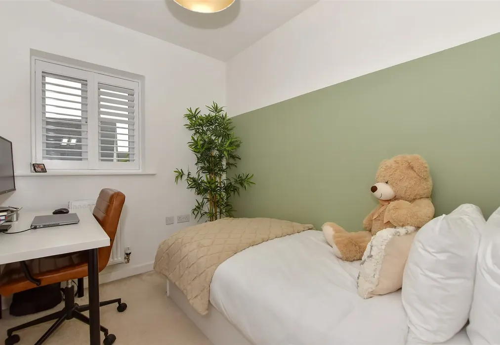 Bedroom 3 - Adams Lane, Holborough, Snodland, Kent - Wards of Kent