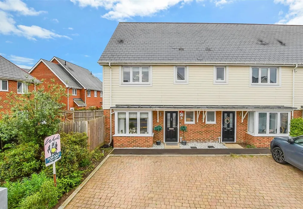 Front Web - Adams Lane, Holborough, Snodland, Kent - Wards of Kent