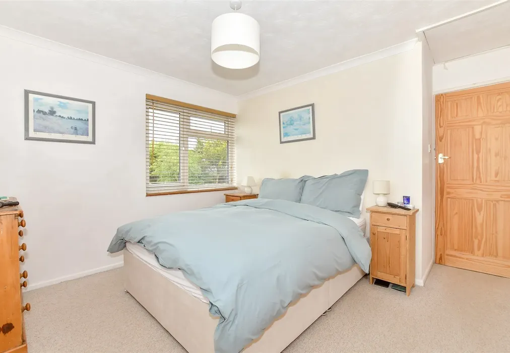 Bedroom 1 - Appledram Lane South, Chichester, West Sussex - Wards of Kent
