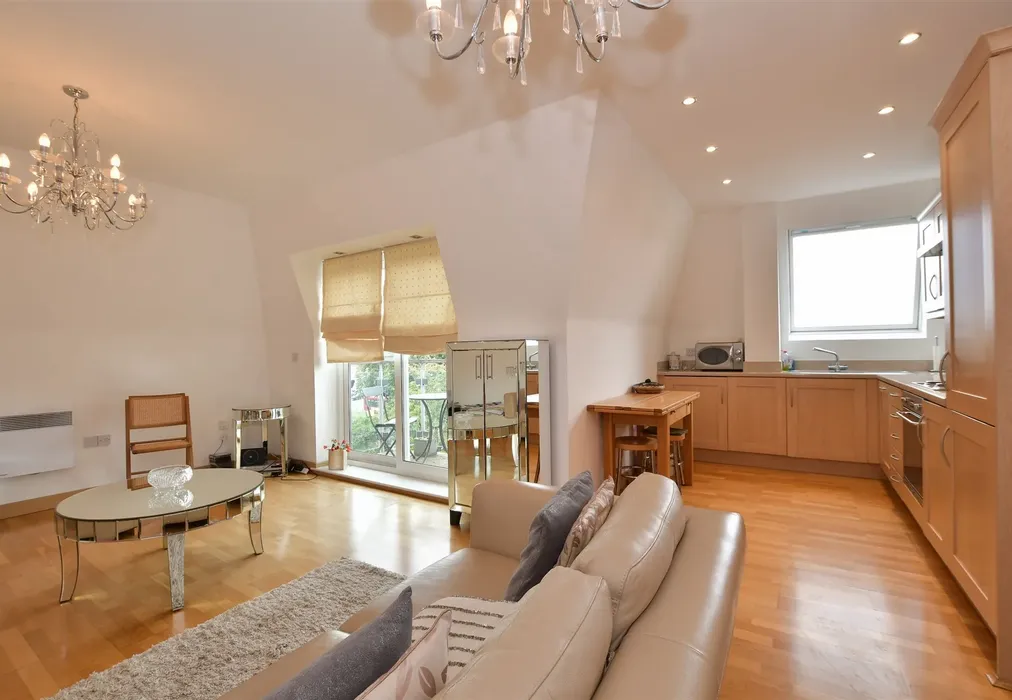 Lounge/Kitchen/ Dining Room - Mornington Road, Woodford Green, Essex - Wards of Kent