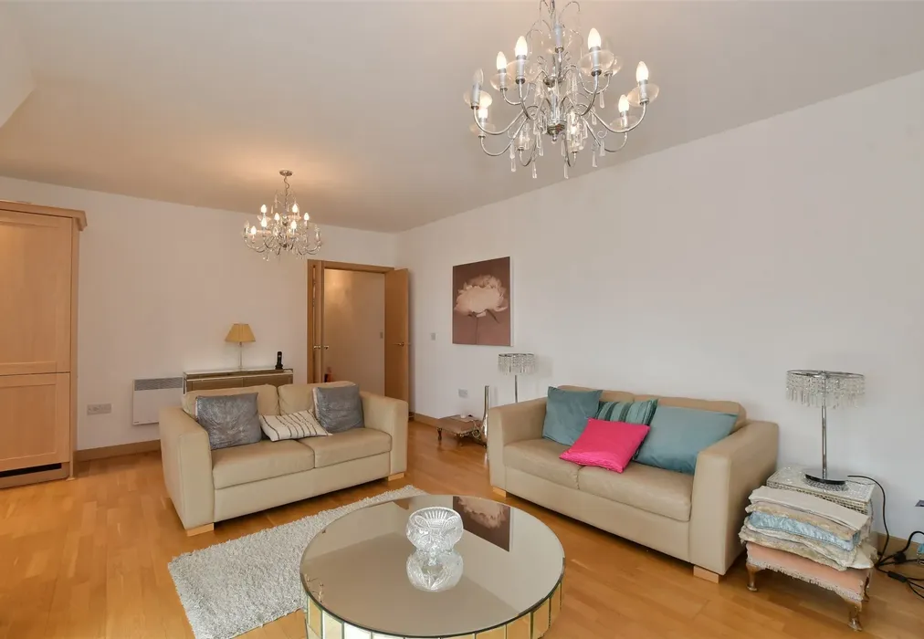 Lounge/Kitchen/ Dining Room - Mornington Road, Woodford Green, Essex - Wards of Kent