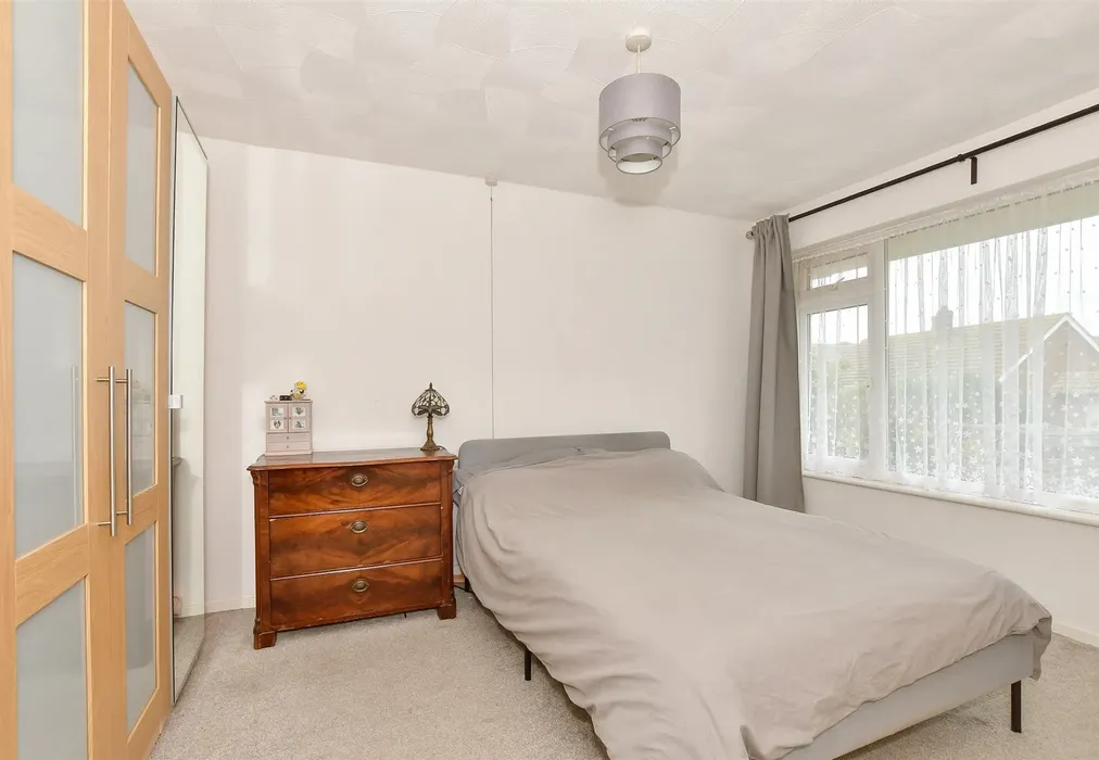 Bedroom 1 - Ingoldsby Road, Birchington, Kent - Wards of Kent