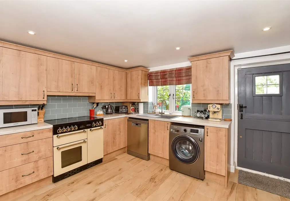 Kitchen/Diner - The Street, Ulcombe, Maidstone, Kent - Wards of Kent