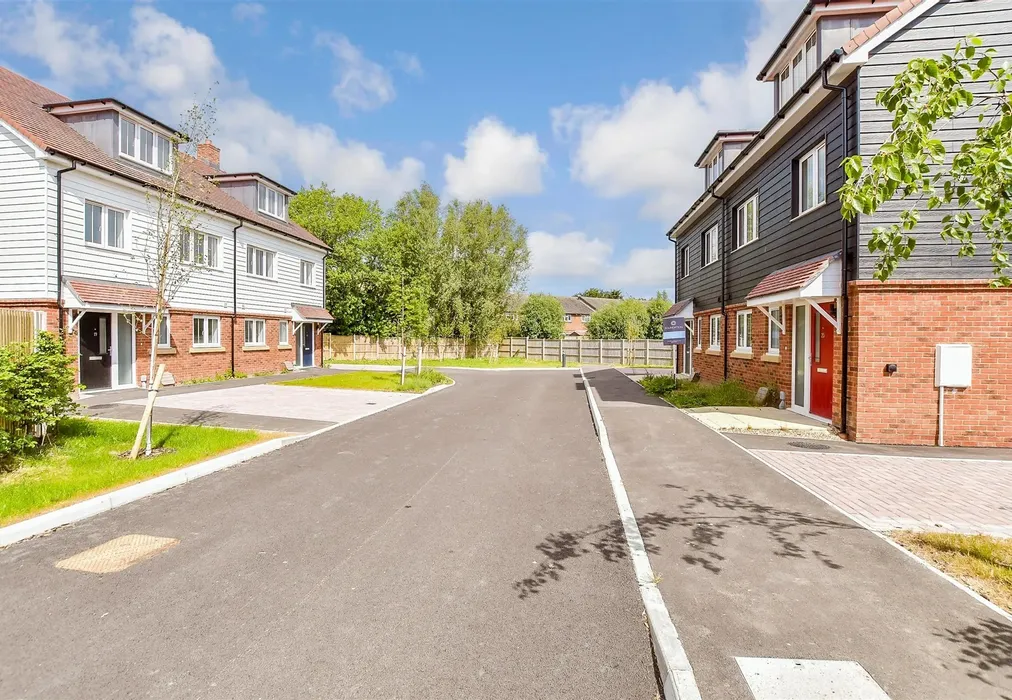 Views To Side - Maude Close, The Maude, New Romney, Kent - Wards of Kent