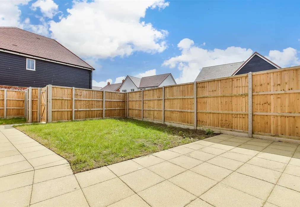 Rear Garden - Joseph Way, The Maude, New Romney, Kent - Wards of Kent