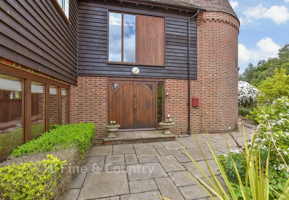 External Feature - Durlock Road, Ash, Canterbury, Kent - Wards of Kent