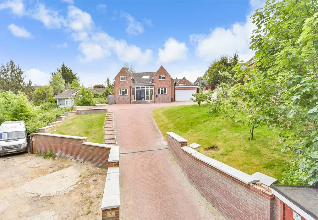 Driveway/Parking - Robin Hood Lane, Walderslade, Chatham, Kent - Wards of Kent