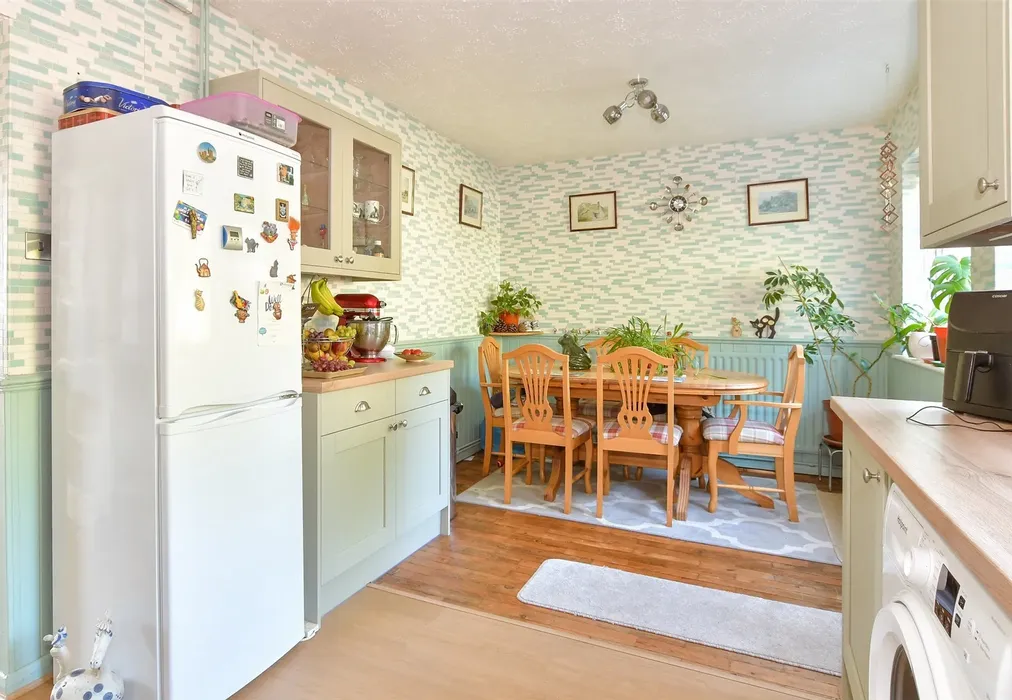 Kitchen - Columbine Road, Strood, Rochester, Kent - Wards of Kent