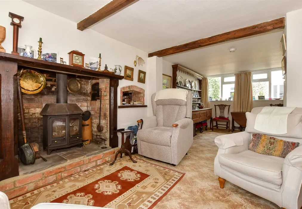 Sitting Room - Slay Lane, Whitwell, Ventnor, Isle of Wight - Wards of Kent