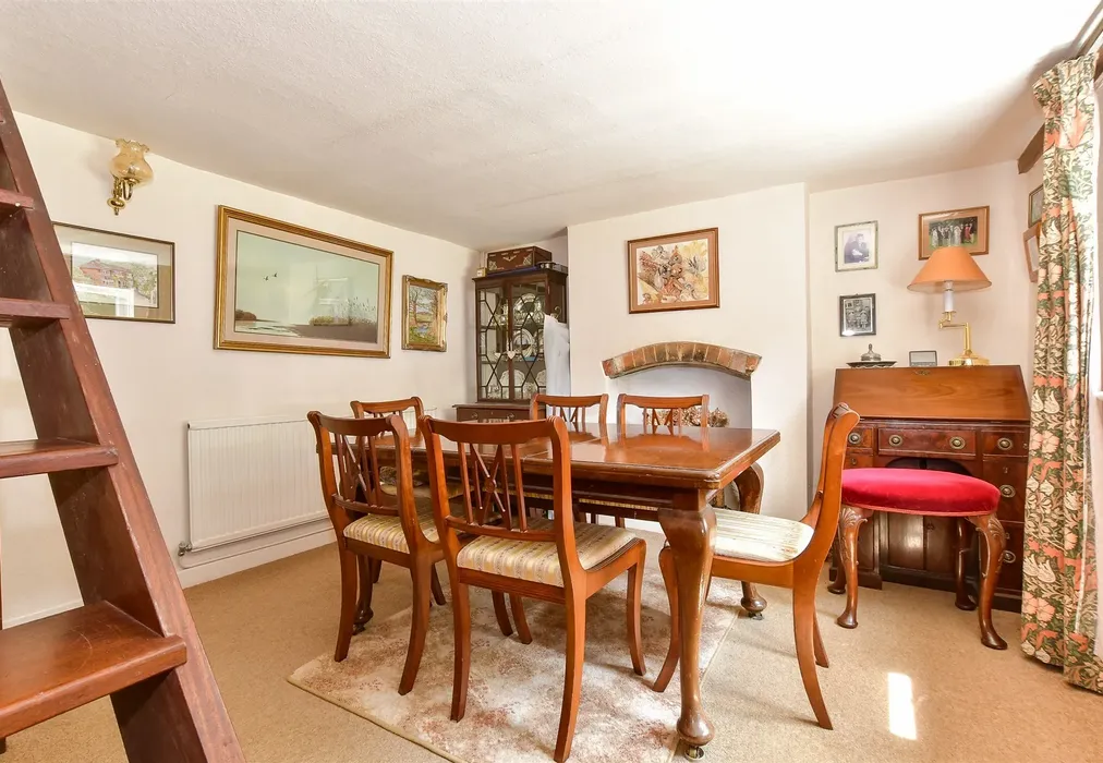 Dining Area - Slay Lane, Whitwell, Ventnor, Isle of Wight - Wards of Kent