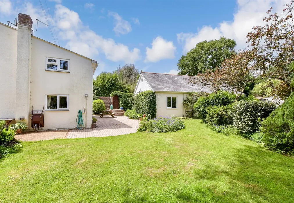 Rear Garden - Slay Lane, Whitwell, Ventnor, Isle of Wight - Wards of Kent