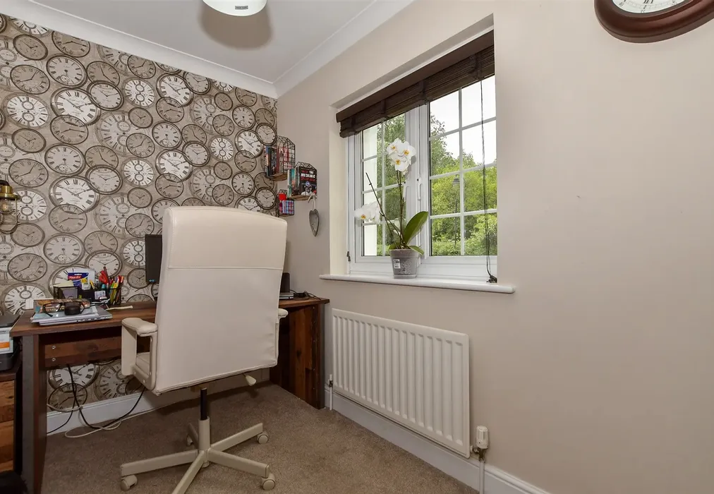 Study - Bream Close, Larkfield, Aylesford, Kent - Wards of Kent