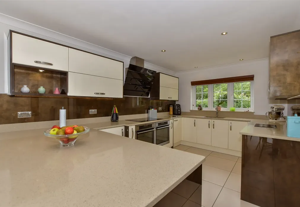 Kitchen/Breakfast Room - Bream Close, Larkfield, Aylesford, Kent - Wards of Kent