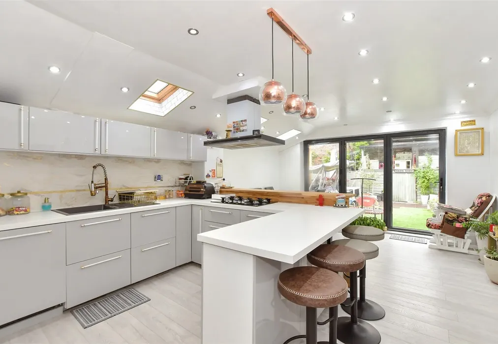 Kitchen/Diner - Waterloo Road, Leyton - Wards of Kent