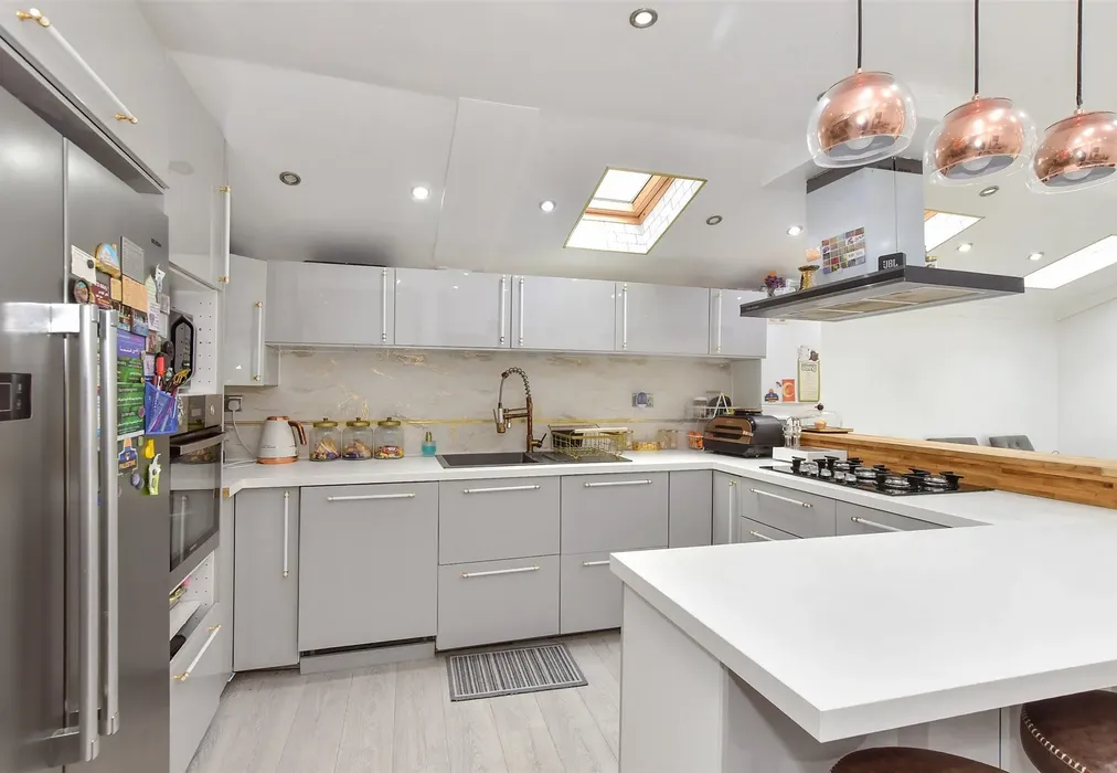 Kitchen/Diner - Waterloo Road, Leyton - Wards of Kent