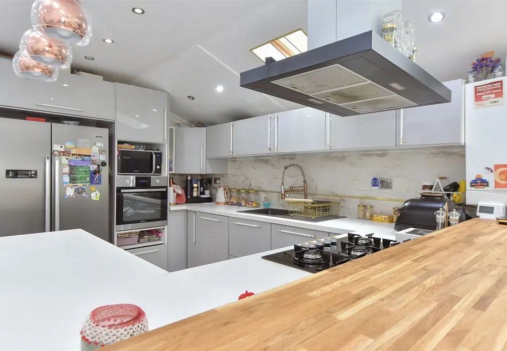 Kitchen/Diner - Waterloo Road, Leyton - Wards of Kent