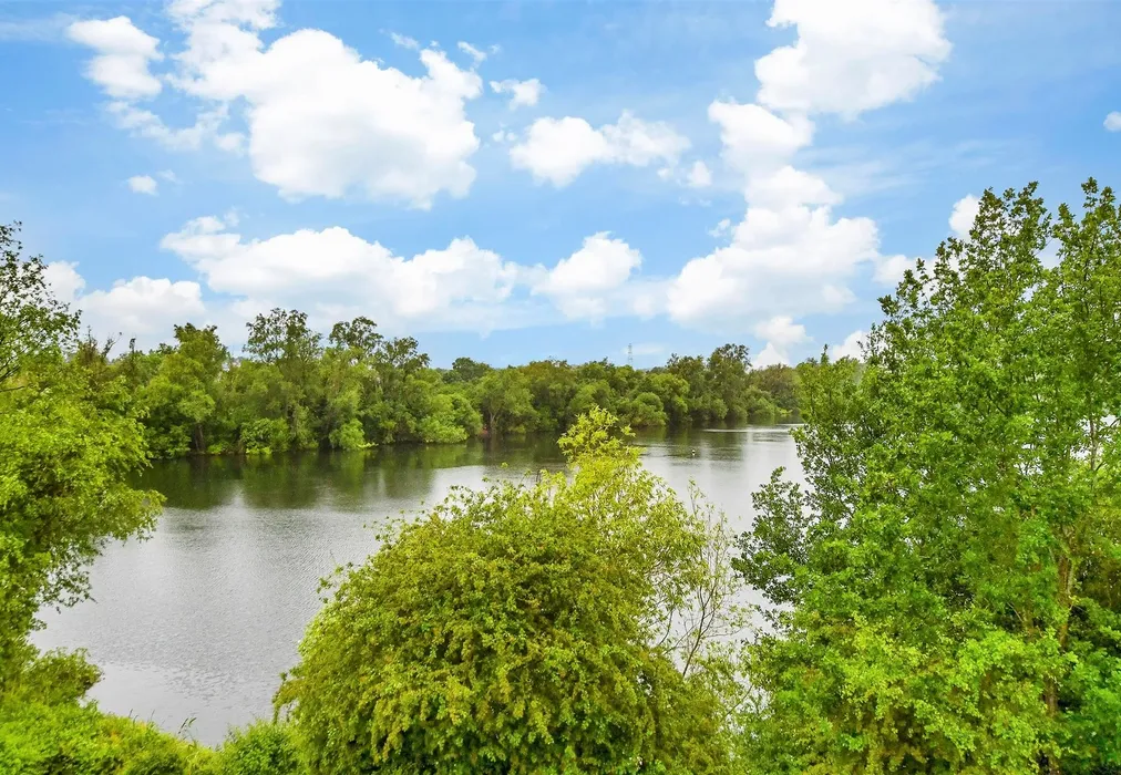Views To Side - The Lakes, Larkfield, Kent - Wards of Kent