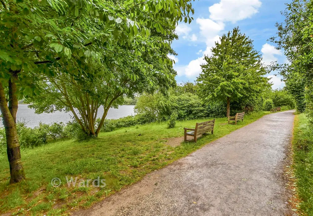 Surrounding Area - The Lakes, Larkfield, Kent - Wards of Kent