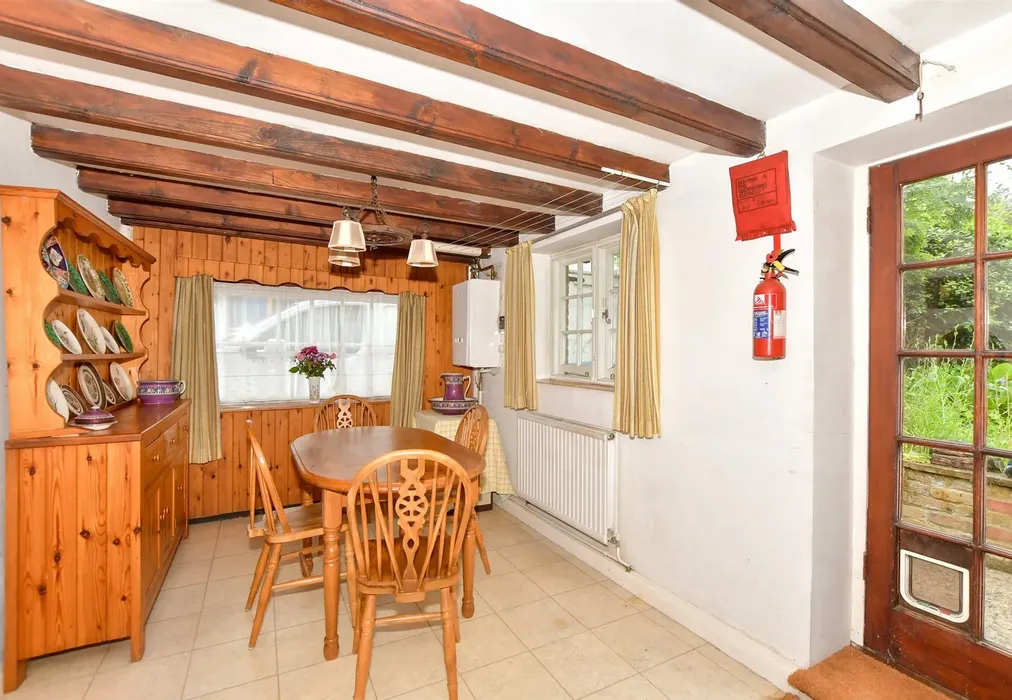 Kitchen/Breakfast Room - Reading Street, Broadstairs, Kent - Wards of Kent