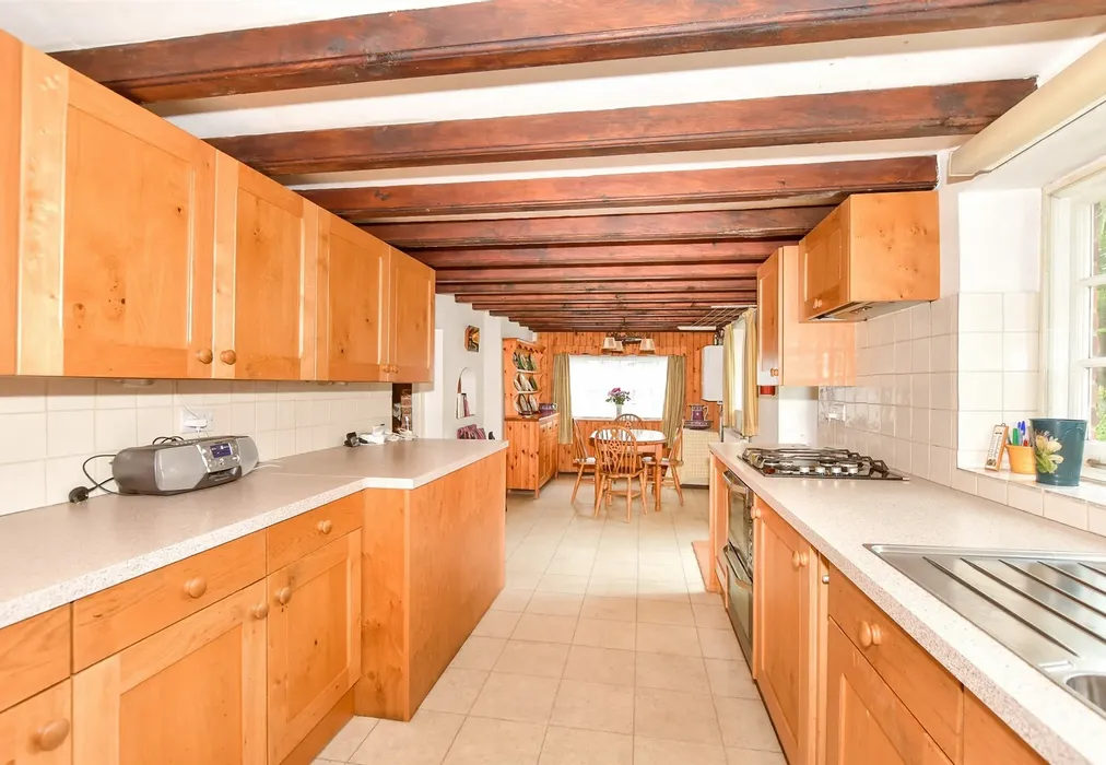 Kitchen/Breakfast Room - Reading Street, Broadstairs, Kent - Wards of Kent