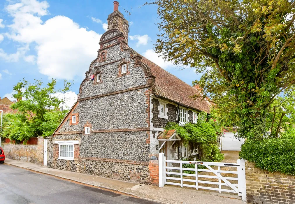 External (Web) - Reading Street, Broadstairs, Kent - Wards of Kent