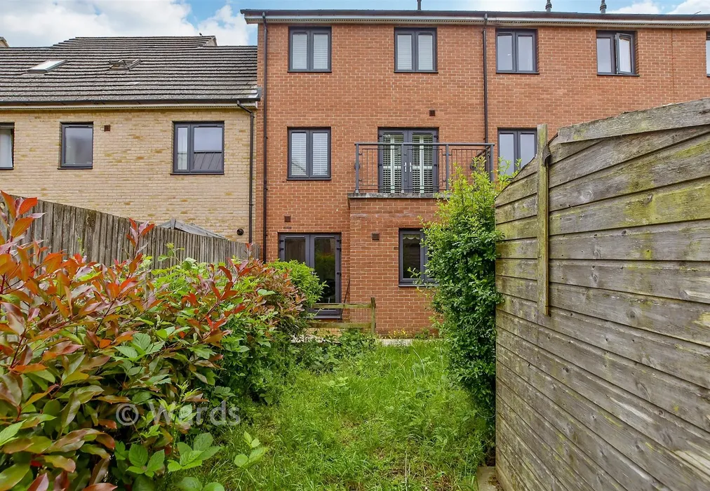 Rear Elevation - Darwin Avenue, Maidstone, Kent - Wards of Kent