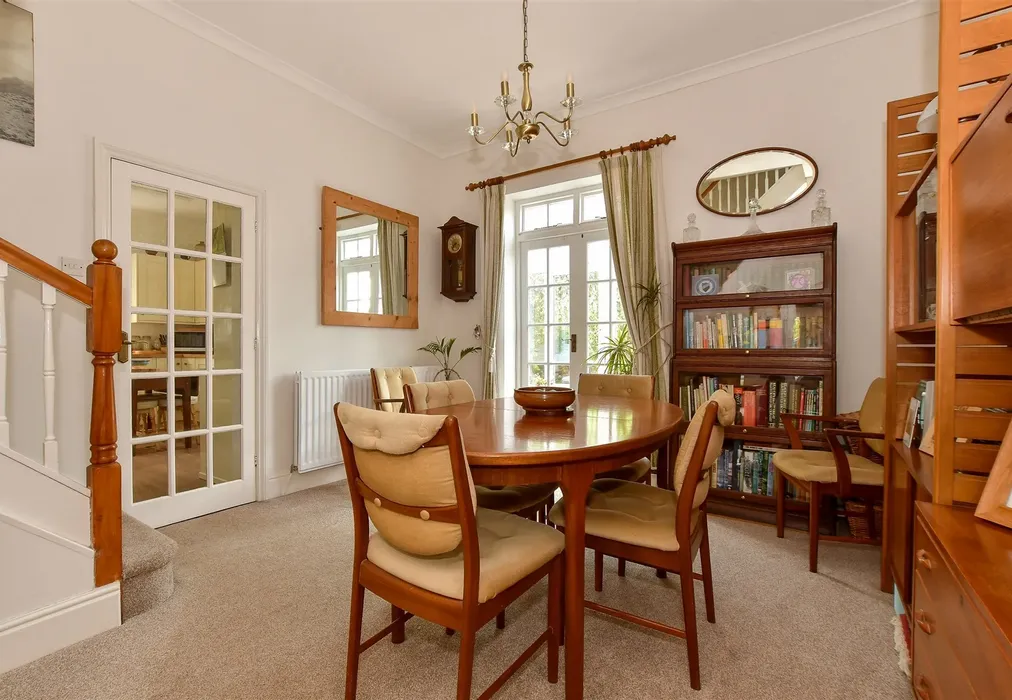 Dining Room - Church Hill, Totland Bay, Isle of Wight - Wards of Kent