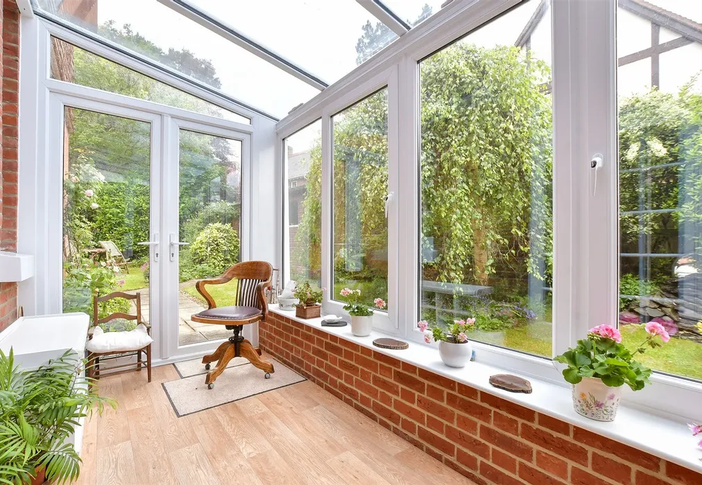 Conservatory - Church Hill, Totland Bay, Isle of Wight - Wards of Kent