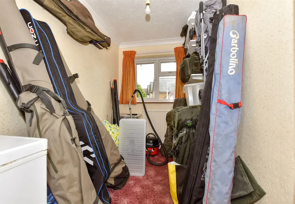 Bedroom 3 - Old Farm Close, Whitstable, Kent - Wards of Kent