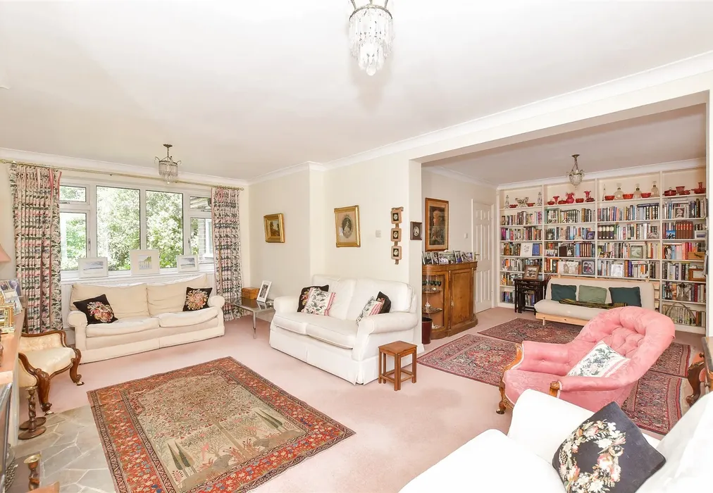 Lounge - The Paddock, Lyminster, Littlehampton, West Sussex - Wards of Kent