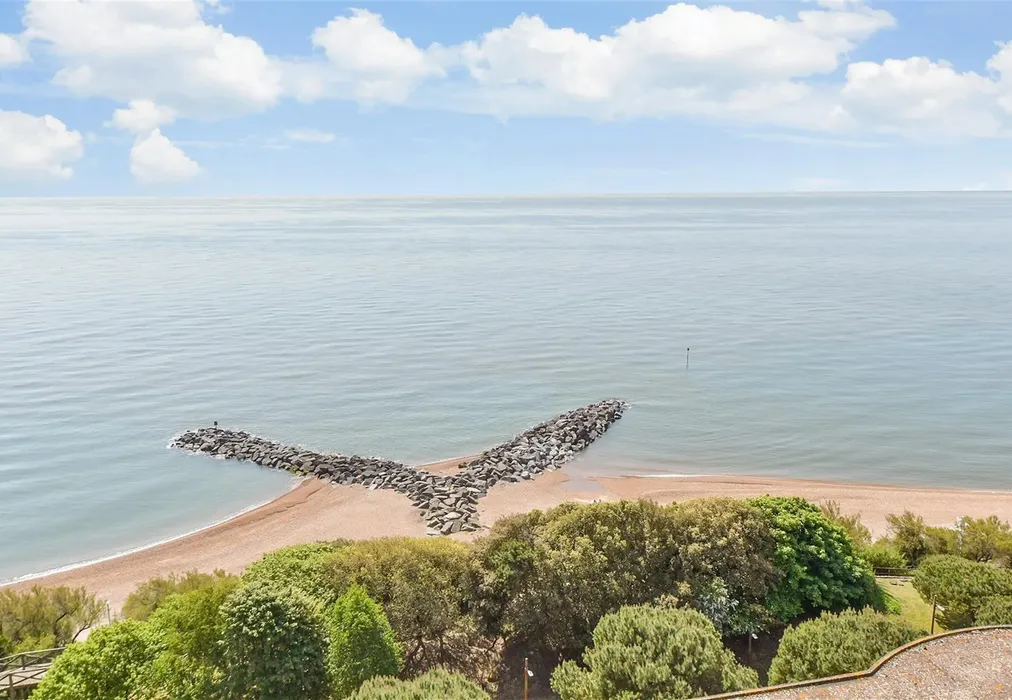 Surrounding Area - Bouverie Road West, Folkestone, Kent - Wards of Kent