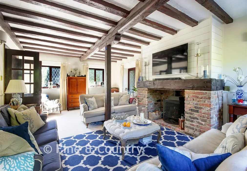 Front Room - South Farm Lane, Langton Green, Tunbridge Wells, Kent - Wards of Kent