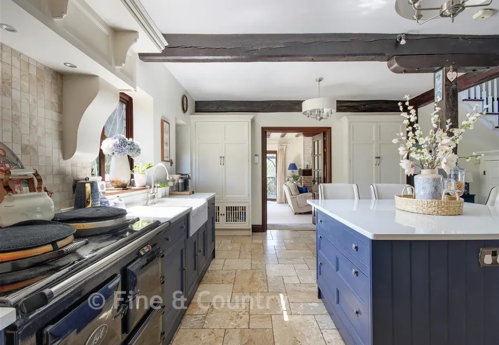 Kitchen - South Farm Lane, Langton Green, Tunbridge Wells, Kent - Wards of Kent