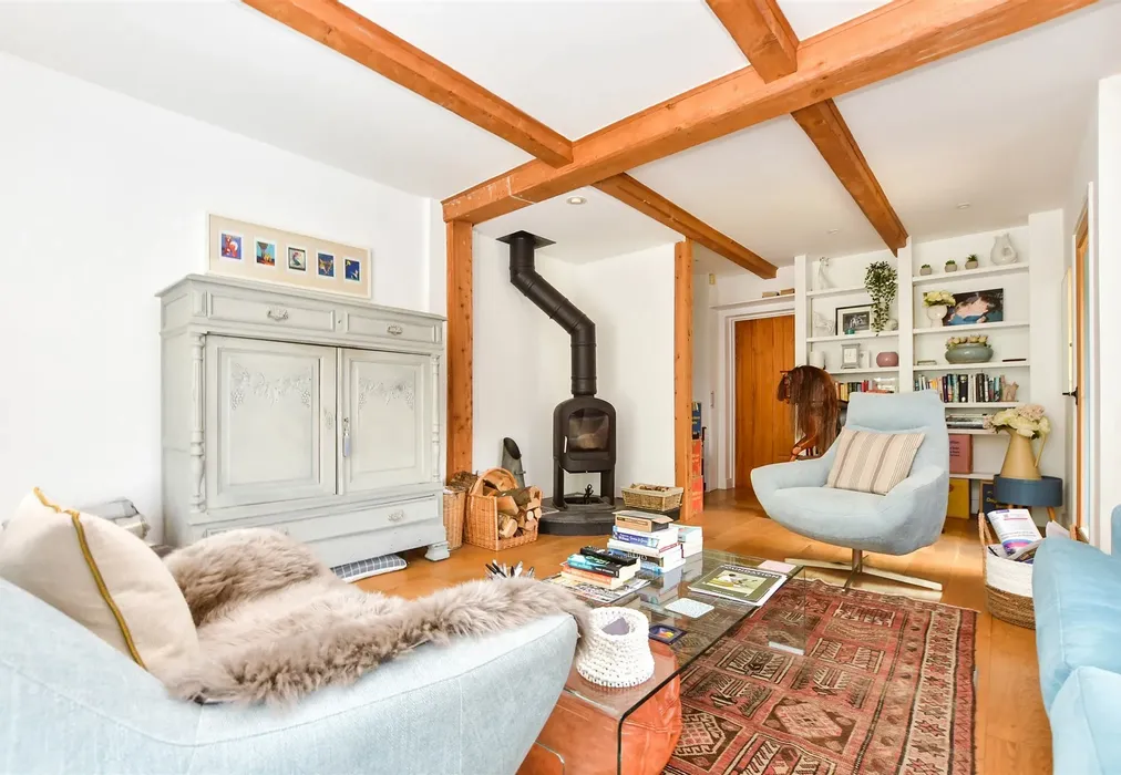 Lounge - Cranbrook, Kent - Wards of Kent